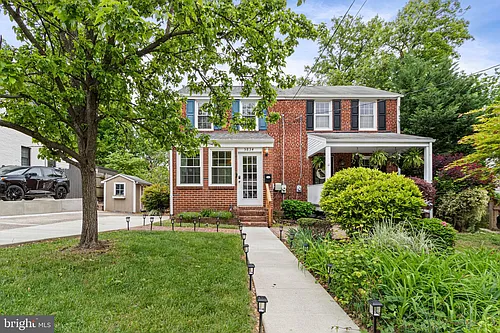 5834 Edgehill Dr Photo 1