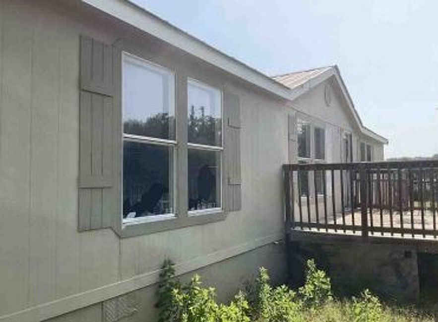 666 Gateway Dr, Poteet, TX 78065 Zillow