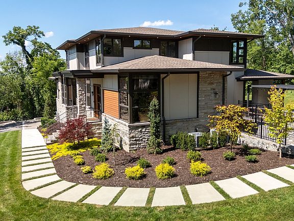 5th image of 6449 Fleetwood Dr