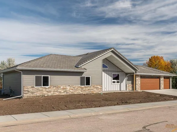 3714 Lacosta Dr, Rapid City, SD 57703