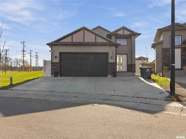 202 Palliser Court, Saskatoon, SK S7L 4P9