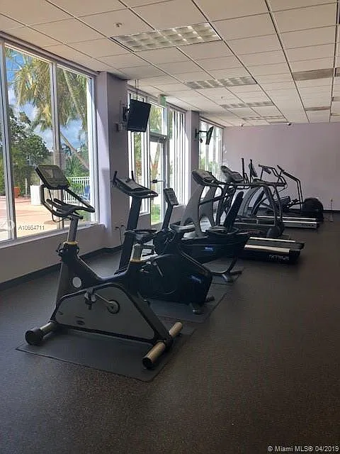 2 bed, 1525 sqft, $2,700 — Photo 2