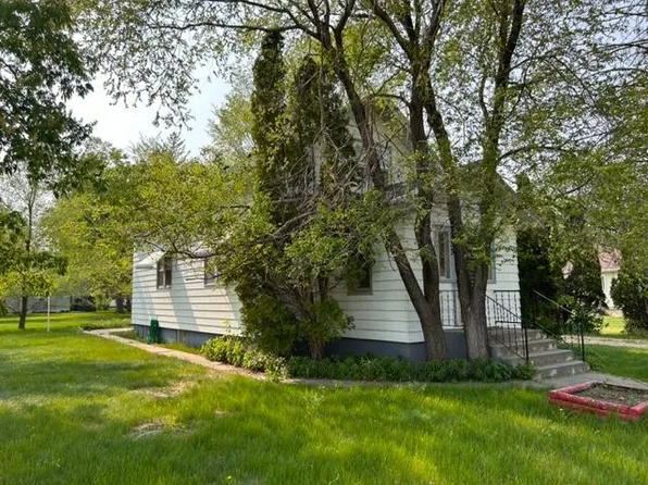 533 Martin Ave, Belgrade, MN 56312