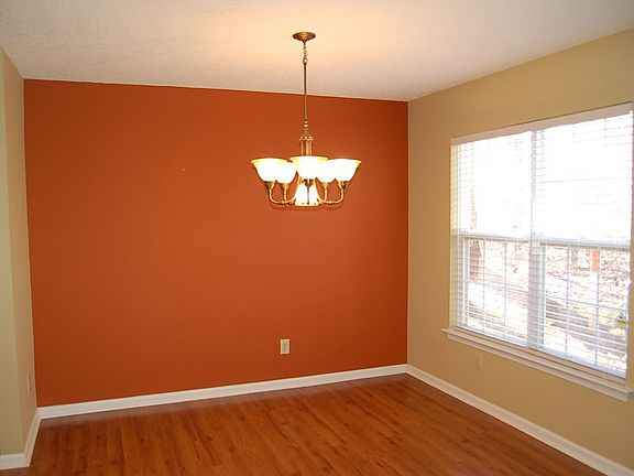 2nd image of 35 Meadowood Glen Way APT A