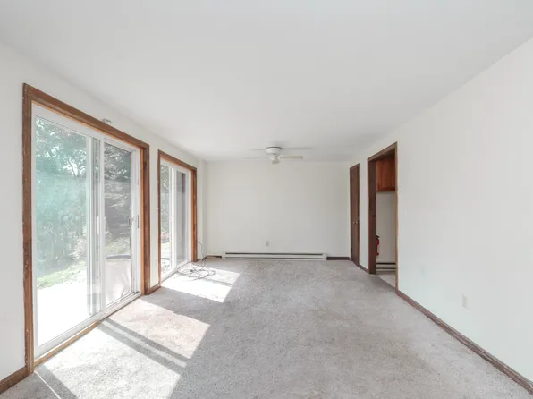 454 Amherst Rd #A, Belchertown, MA 01007