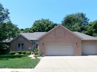 1803 Tharp St, Pekin, IL 61554