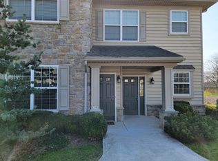 1944 Shady Oak Dr, Mount Joy, PA 17552