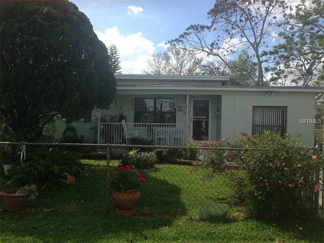 1st image of 800 S Solandra Dr