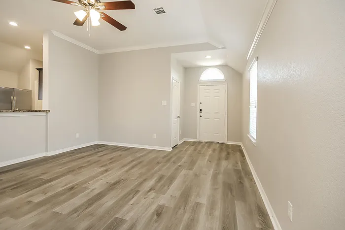 16707 Highland Villa Ln — Photo 4