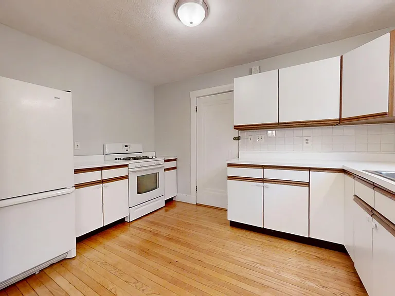 26-28 Hibbard Rd #28 — Photo 14