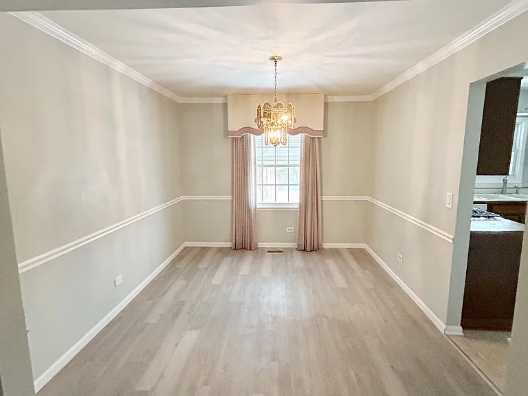 637 Independence Ave — Photo 15