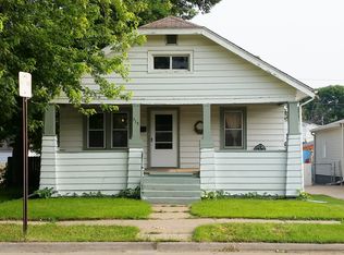 315 7th Ave N, Clinton, IA 52732