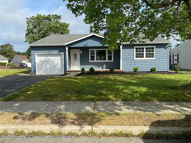 1st image of 250 Westbrook Dr