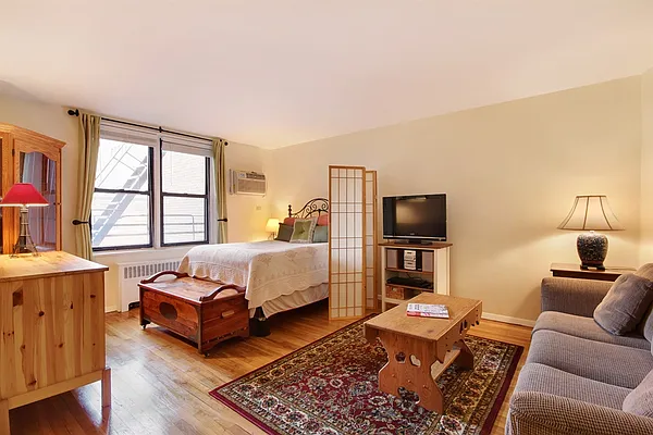 Sold by Corcoran | media 24