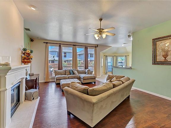4th image of 5701 Searcy Dr