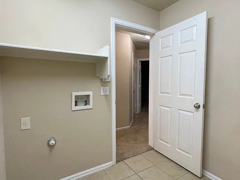 376 Spruce Dr — Photo 20