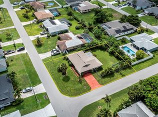 1302 SE 15th St, Cape Coral, FL 33990