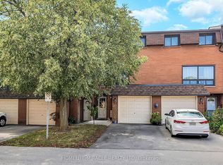 444 Stone Church Rd W #K3, Hamilton, ON L9B 1R1
