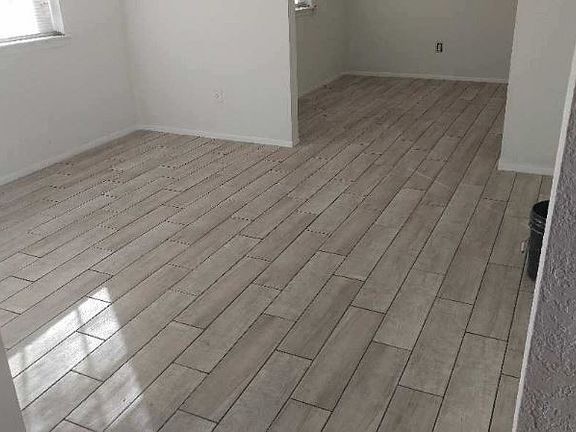 2nd image of 12806 Greenshire Dr