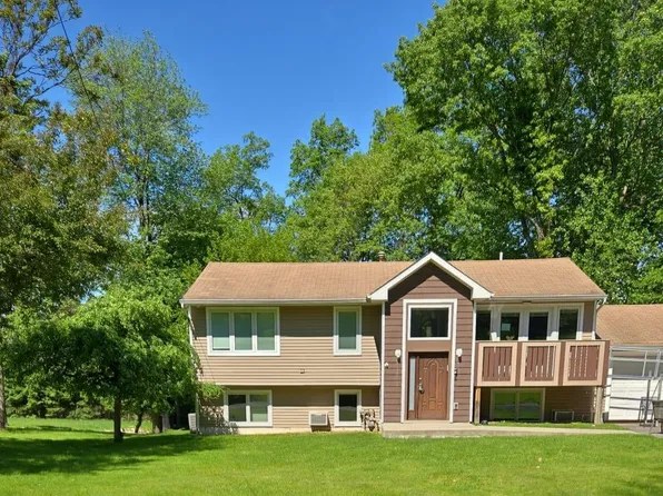 31 Beckett Court, Spring Valley, NY 10977