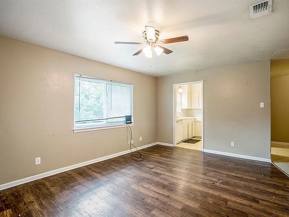 5th image of 3532 Midwest Dr #C