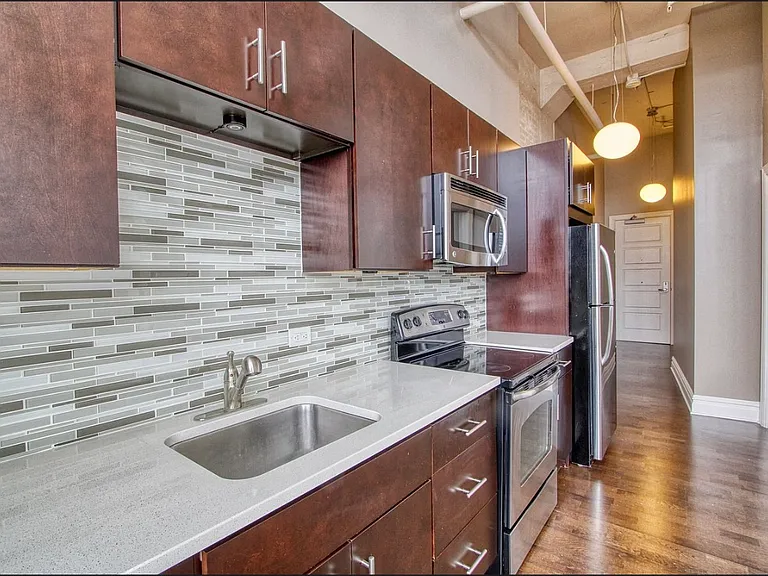 2917 Main St #G7 — Photo 5