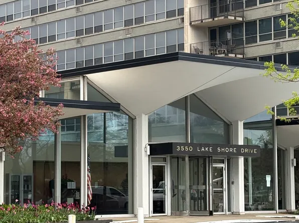 3550 N Lake Shore Dr, Chicago, IL