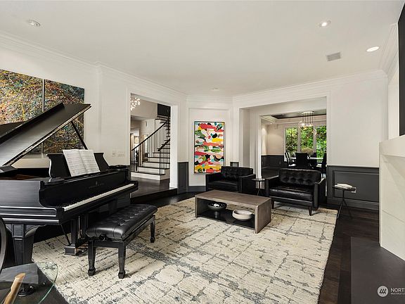 5th image of 19256 NE 149th Street