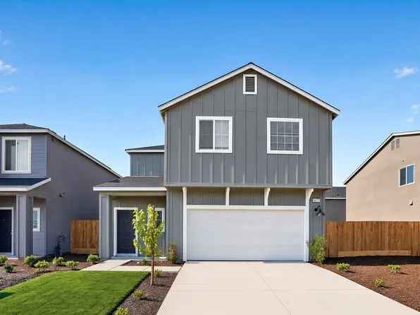 4472 Bellaire Ave, Clovis, CA 93619