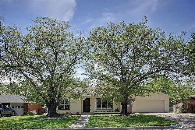 1st image of 3129 Meadow Oaks Dr