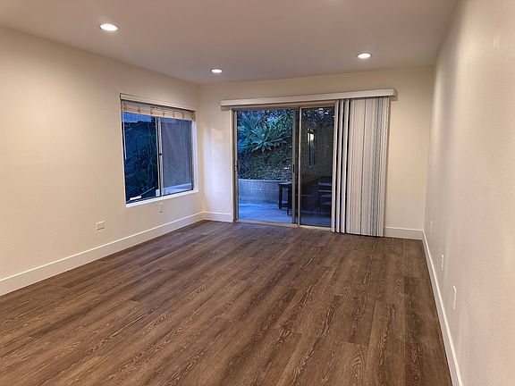 2nd image of 1517 E Garfield Ave APT 36