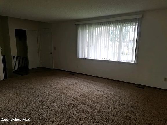 4th image of 1304 E Borah Ave