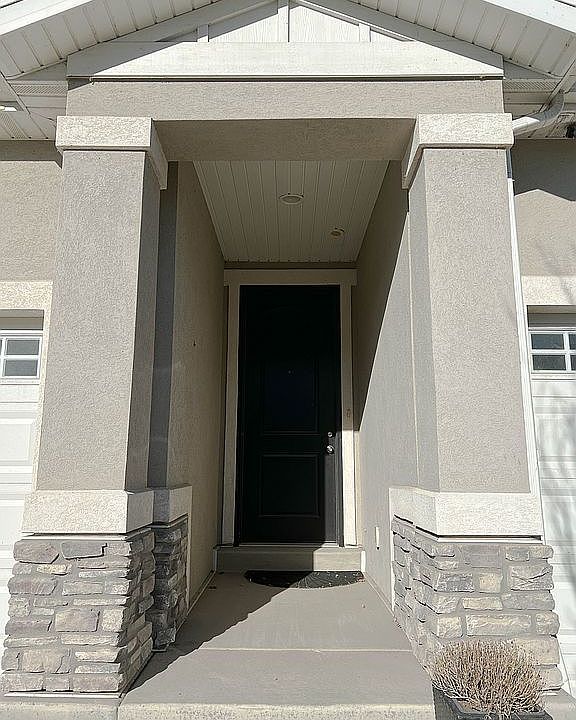1st image of 629 N Preserve Dr