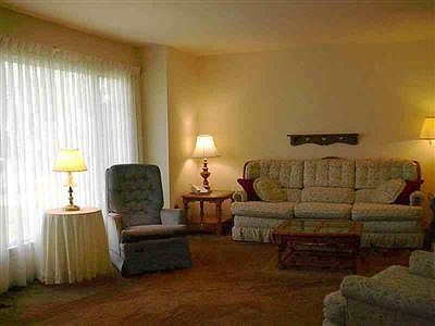 3rd image of 5407 Fern Ave