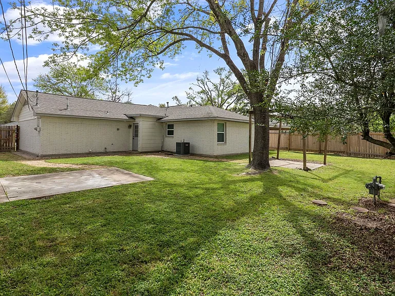 2131 Counter Point Dr — Photo 22