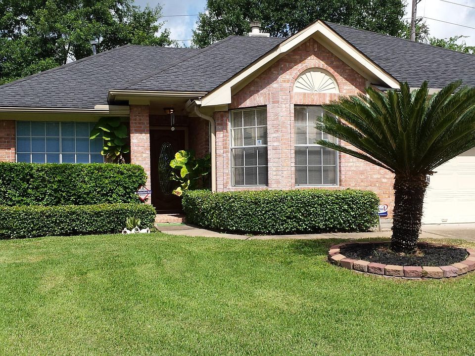 1st image of 7802 Londres Dr