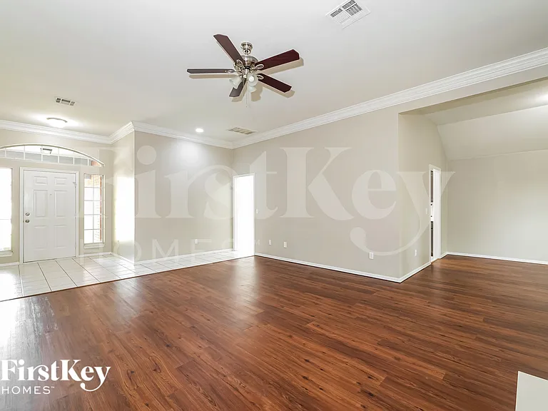 1528 NW 179th St — Photo 4