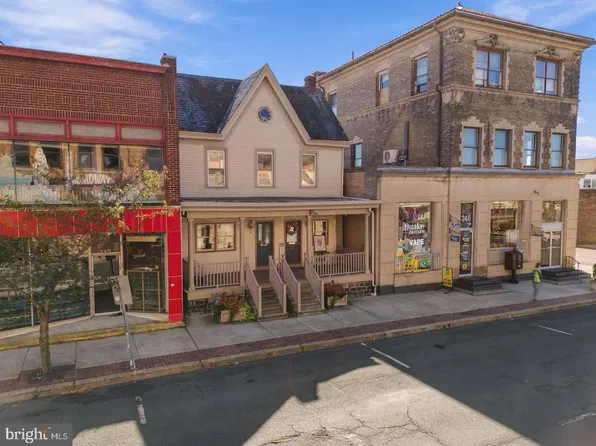 242-248 W Broad St, Quakertown, PA 18951