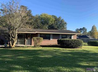 10310 Cedarlane Dr, Baton Rouge, LA 70816