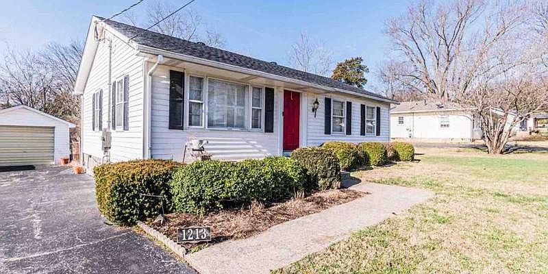 1st image of 1213 Westmeade Dr