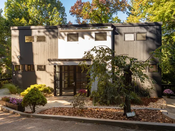 712 Ladd Road image 1 of 32