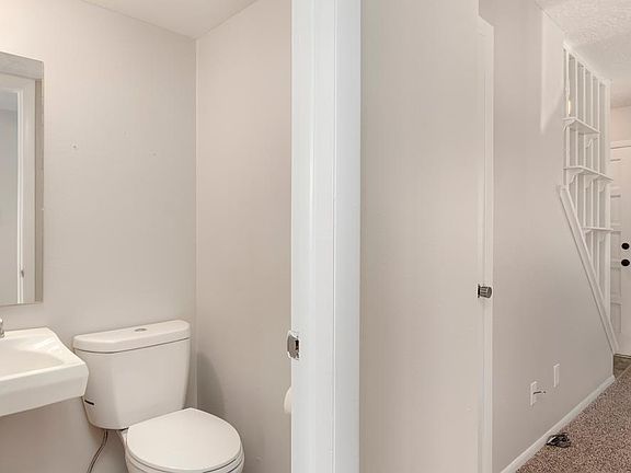 4th image of 1204 26th Ave APT D
