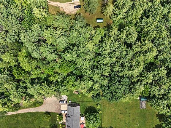 5th image of Par 3 A Pennell Rd