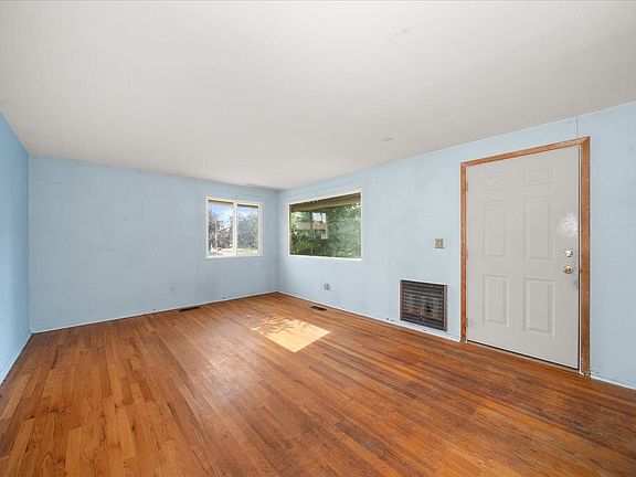 2nd image of 3706 N Belt St
