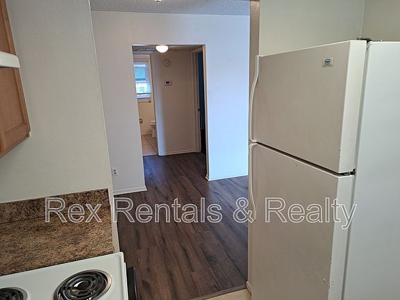5th image of 2820 Dupont St S APT 202