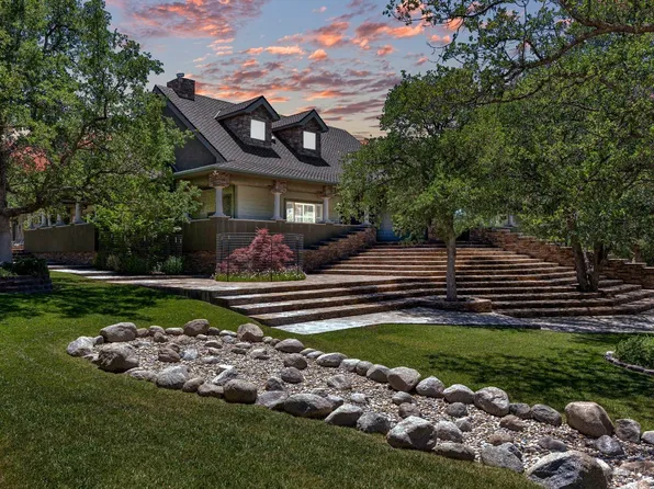 20700 Oak Glen Ct, Tehachapi, CA 93561