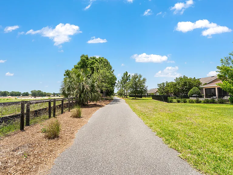 4958 NW 35th Lane Rd — Photo 58