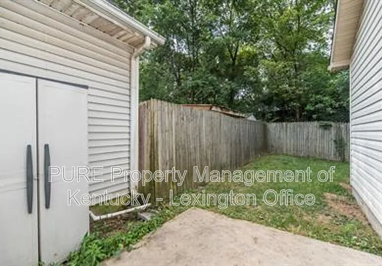 1034 Marshall Park Dr — Photo 27