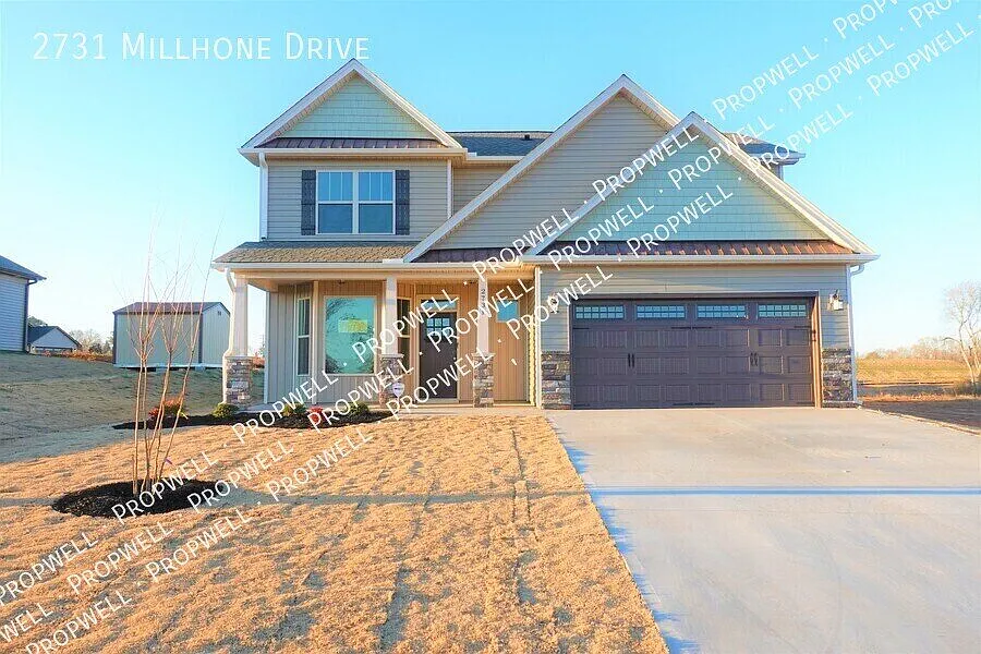 4 bed, 2.5 bath, 1925 sqft, $1,950 — Photo 2