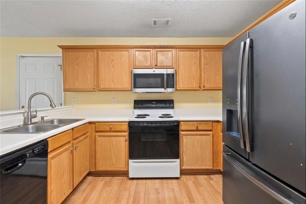 Apartment in Auburn, Barrow - View 5